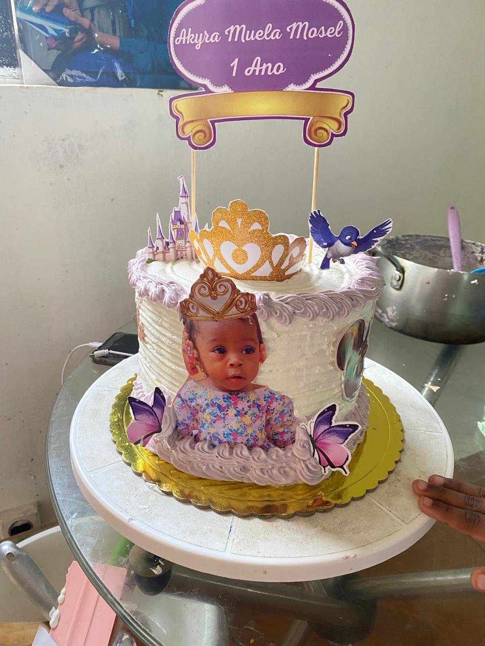 Bolo de Aniversário de 20 cm